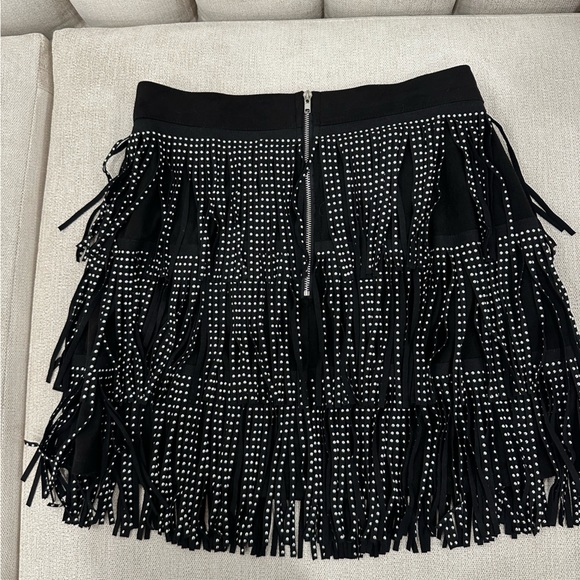 Black skirt - Picture 2 of 4